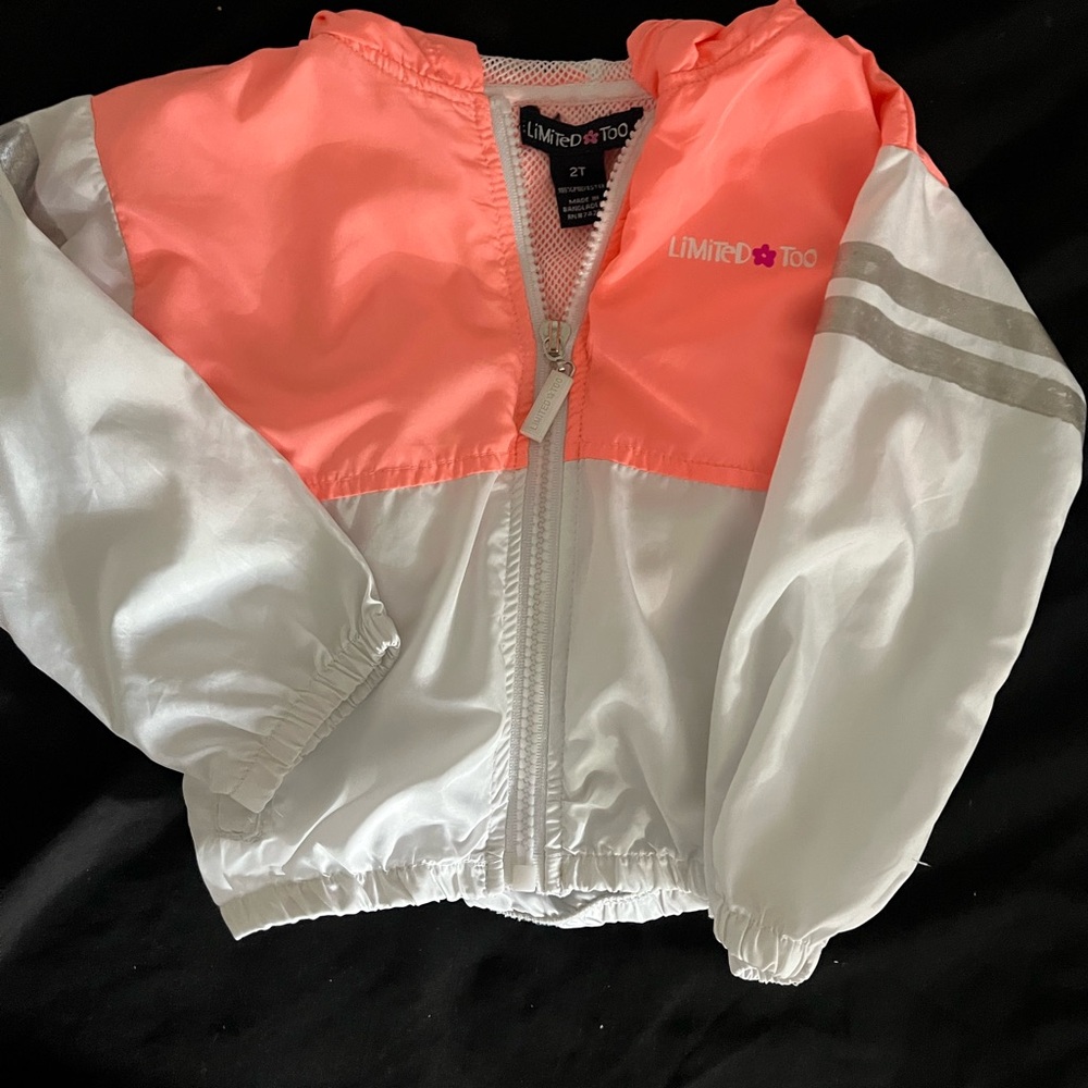 Limited two windbreaker